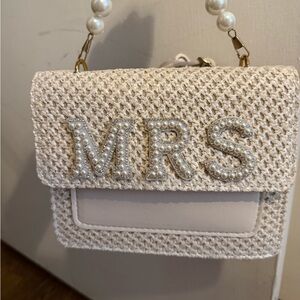 Elegant Cream Pearl-Embellished Women's Bag